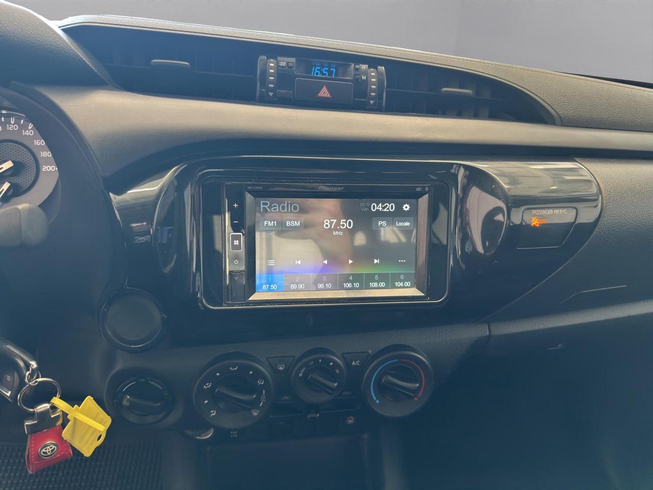 Toyota Hilux 2.4 d-4d extra cab Comfort 4wd