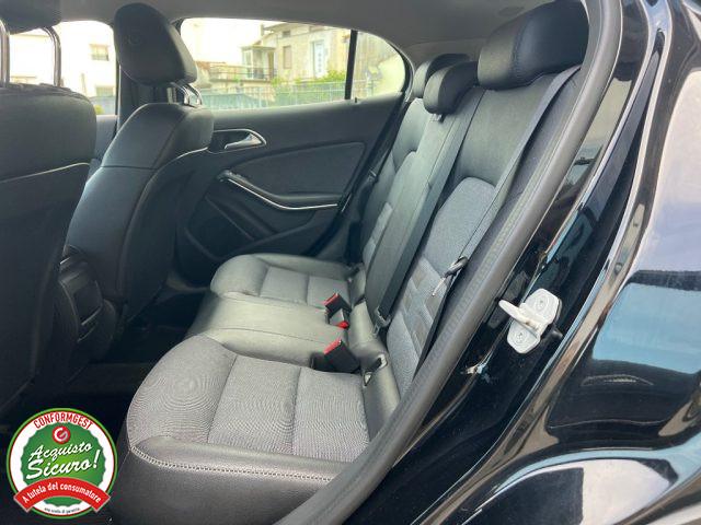 MERCEDES-BENZ GLA 180 d Premium - PER NEOPATENTATO -