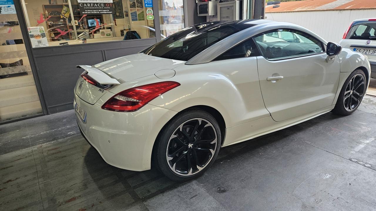 Peugeot RCZ 2.0 HDi 163CV FULL OPTIONAL - 2011