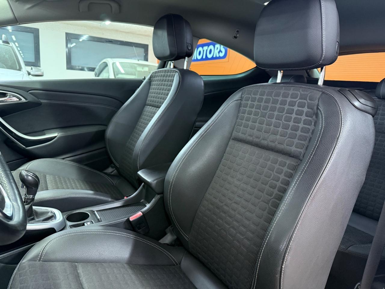 Opel Astra GTC 2.0 CDTI 165CV S&S 3 porte Cosmo S