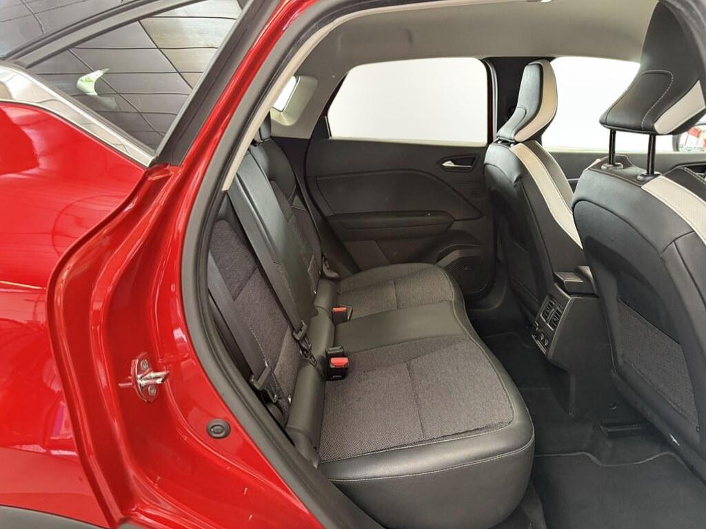 Renault Captur 1.6 Hybrid Intens E-Tech Auto