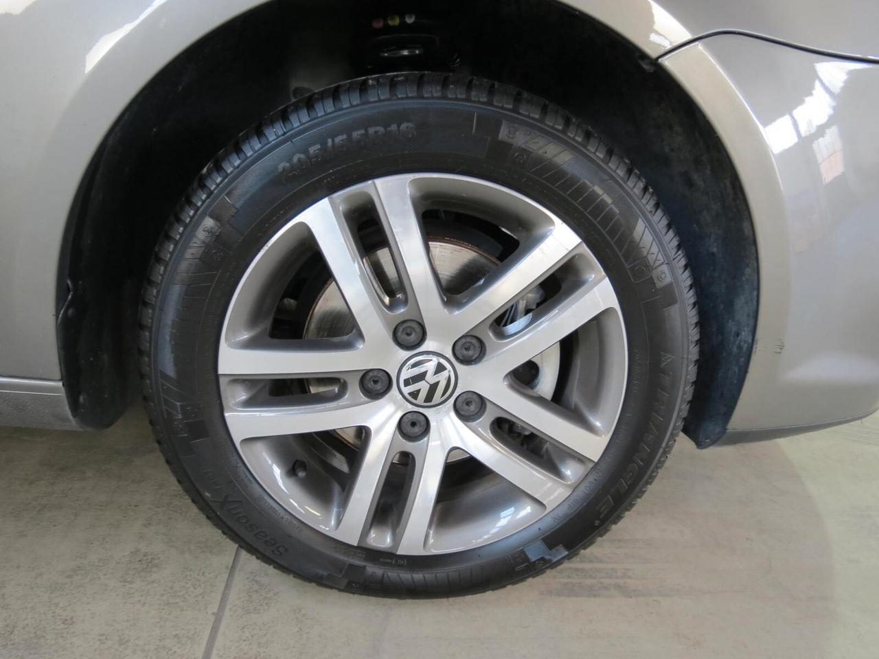 Volkswagen Touran 1.6 Trendline Bifuel G