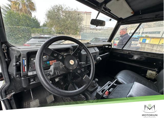 Land Rover DEFENDER SOFTTOP 90 2.5 4WD