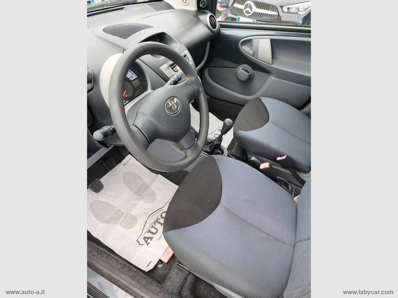 TOYOTA Aygo 1.0 VVT-i 5p. Sol