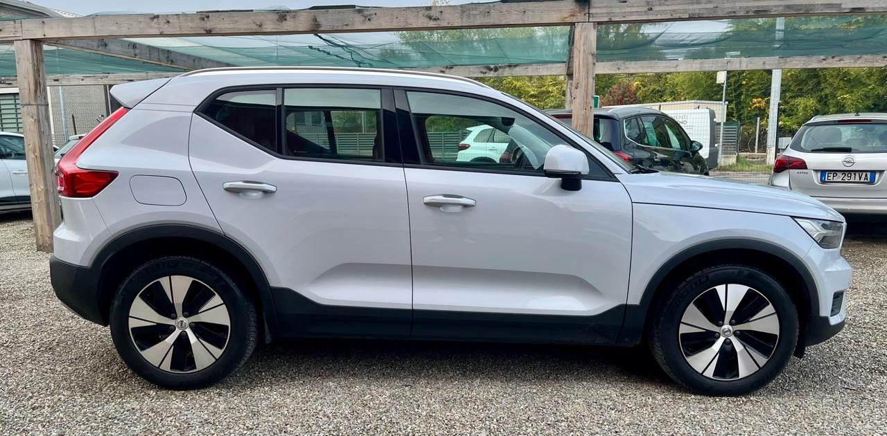 Volvo XC40 D3 AWD Momentum N1