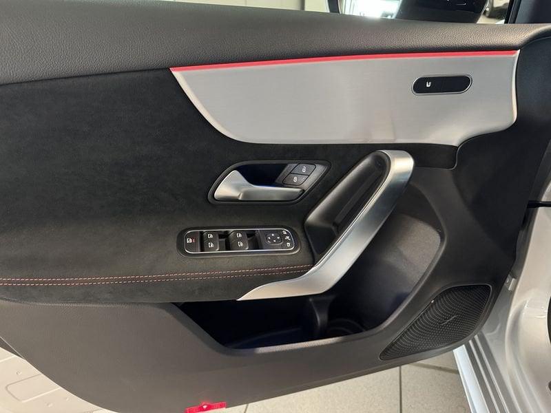 Mercedes-Benz Classe A A 180 d Automatic Premium AMG Line