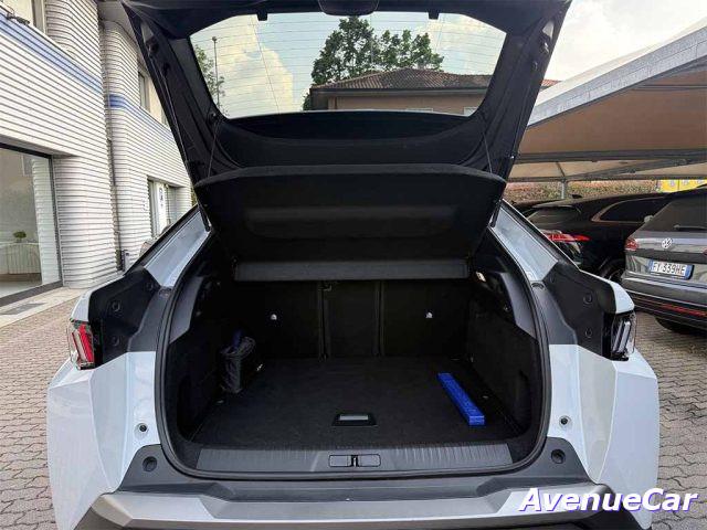 PEUGEOT 3008 hybrid Allure TELECAMERA CERCHI 19'' IVA ESPOSTA