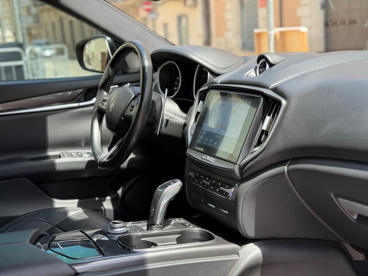 Maserati Ghibli V6 3.0 430 CV SQ4 Gransport 360 HARMAN KARDON