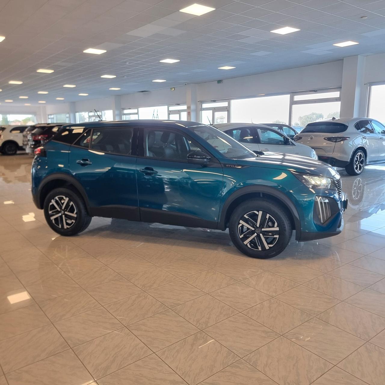 Peugeot 2008 PureTech 100 S&S Style