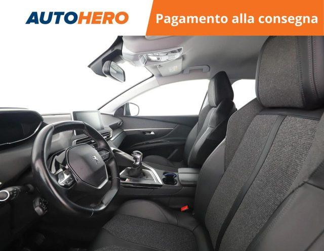 PEUGEOT 5008 BlueHDi 130 S&S Allure