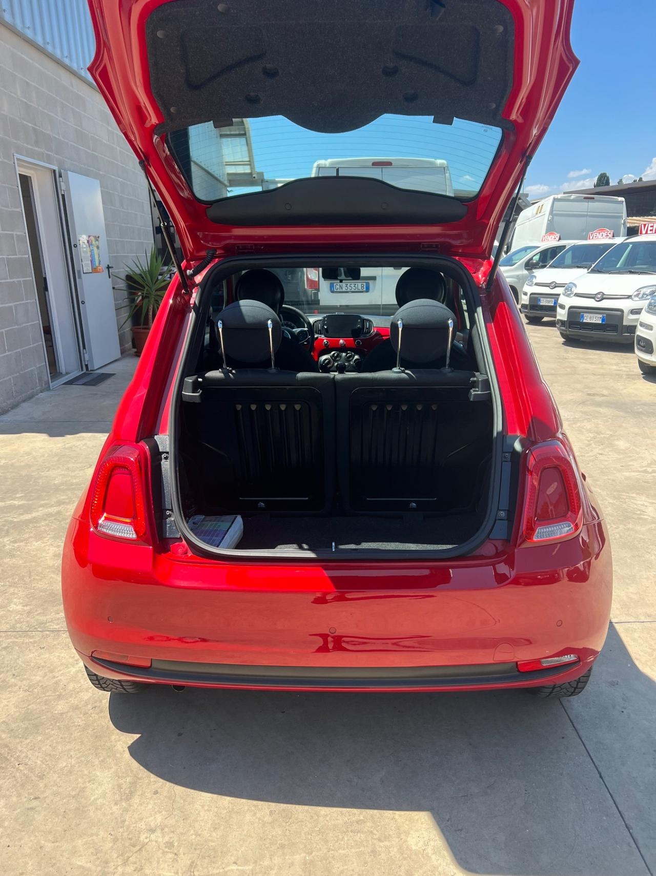 Fiat 500 1.0 Hybrid Red