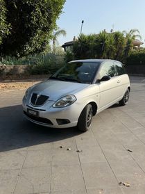 Lancia Ypsilon 1.2 Oro Bianco