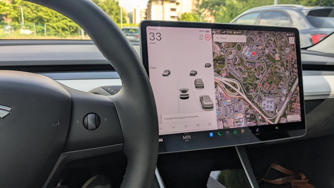 Tesla Model 3 Model 3 Standard RWD Plus