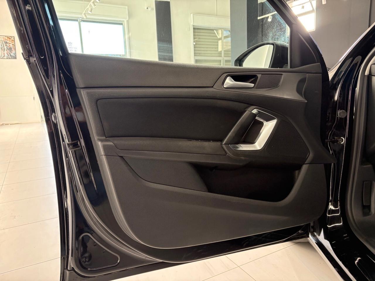 Peugeot 308 BlueHDi 120 S&S SW 2017