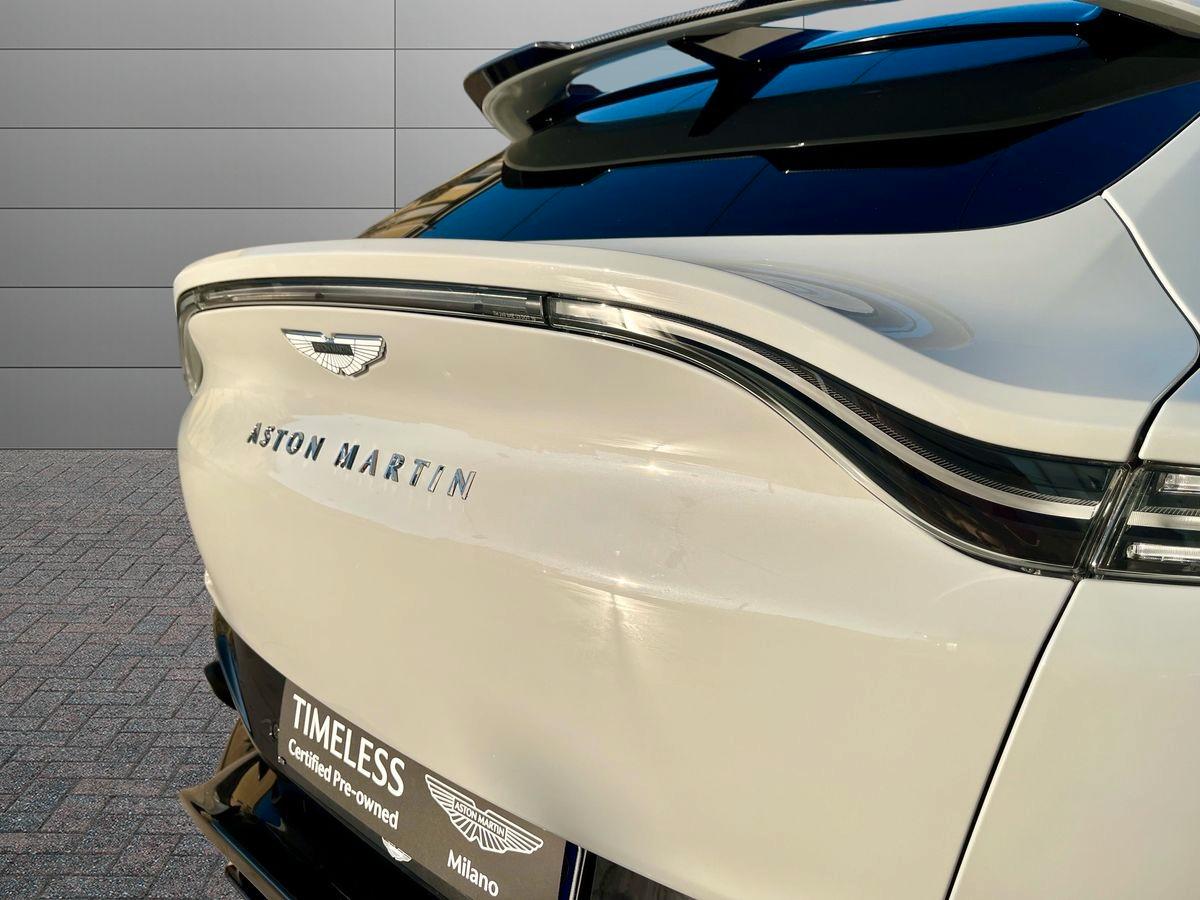 ASTON MARTIN DBX707 4.0 auto