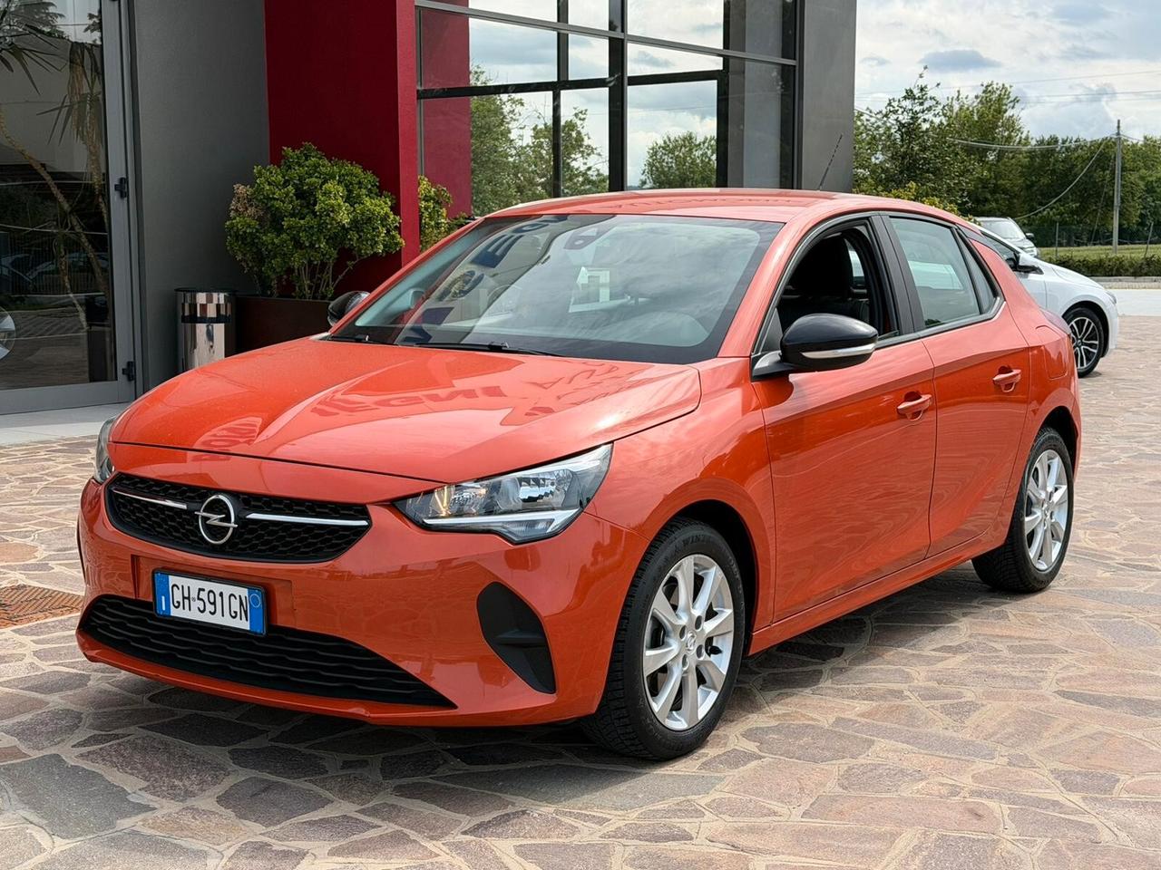 Opel Corsa 1.5 D - LEGGERE