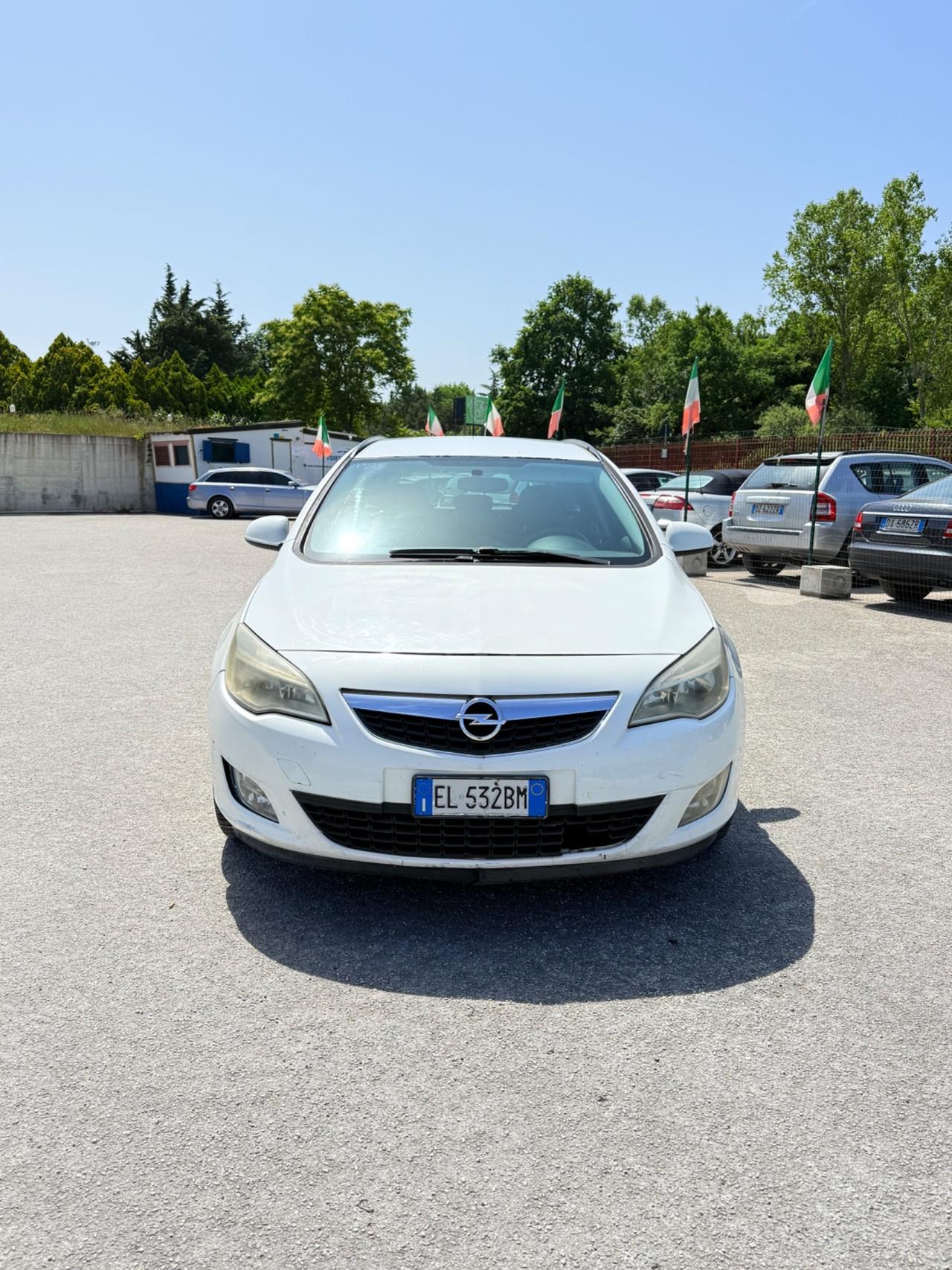 Opel Astra 1.7 CDTI 110CV 5 porte Cosmo