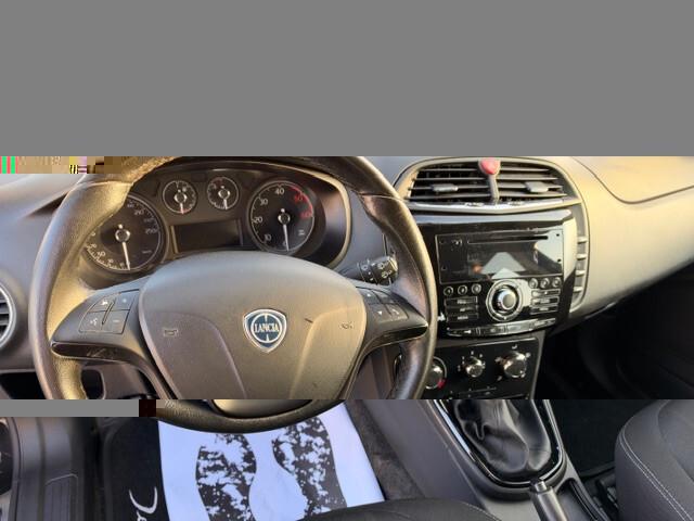 Lancia Delta 1.6 MJT DPF 105 CV Silver