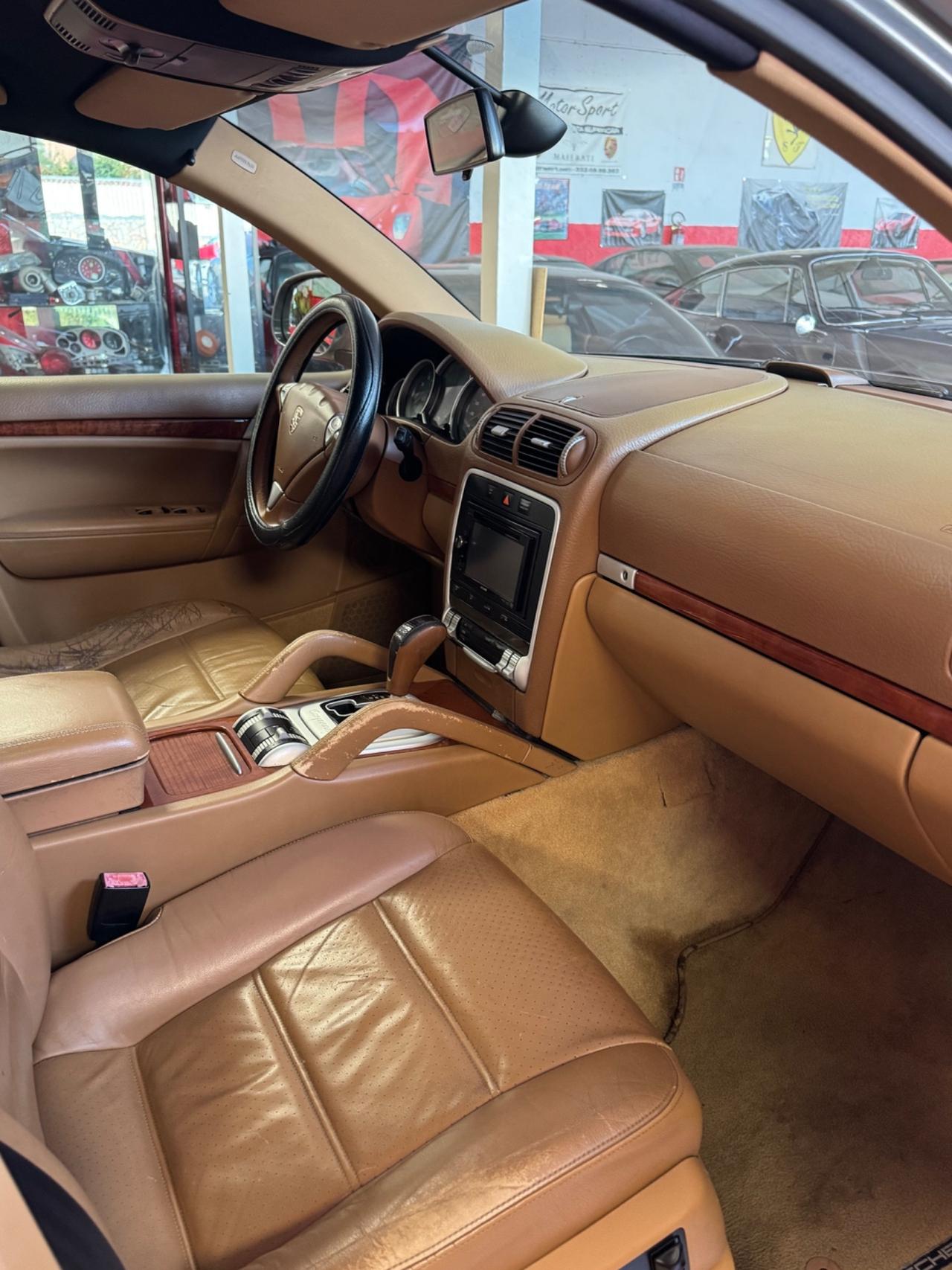 Porsche Cayenne 4.5 S PERMUTE