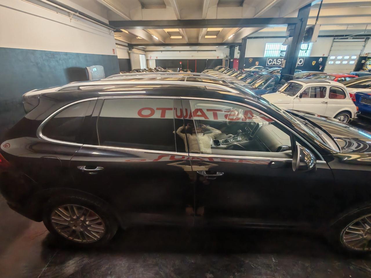 Porsche Cayenne 4.8 Turbo