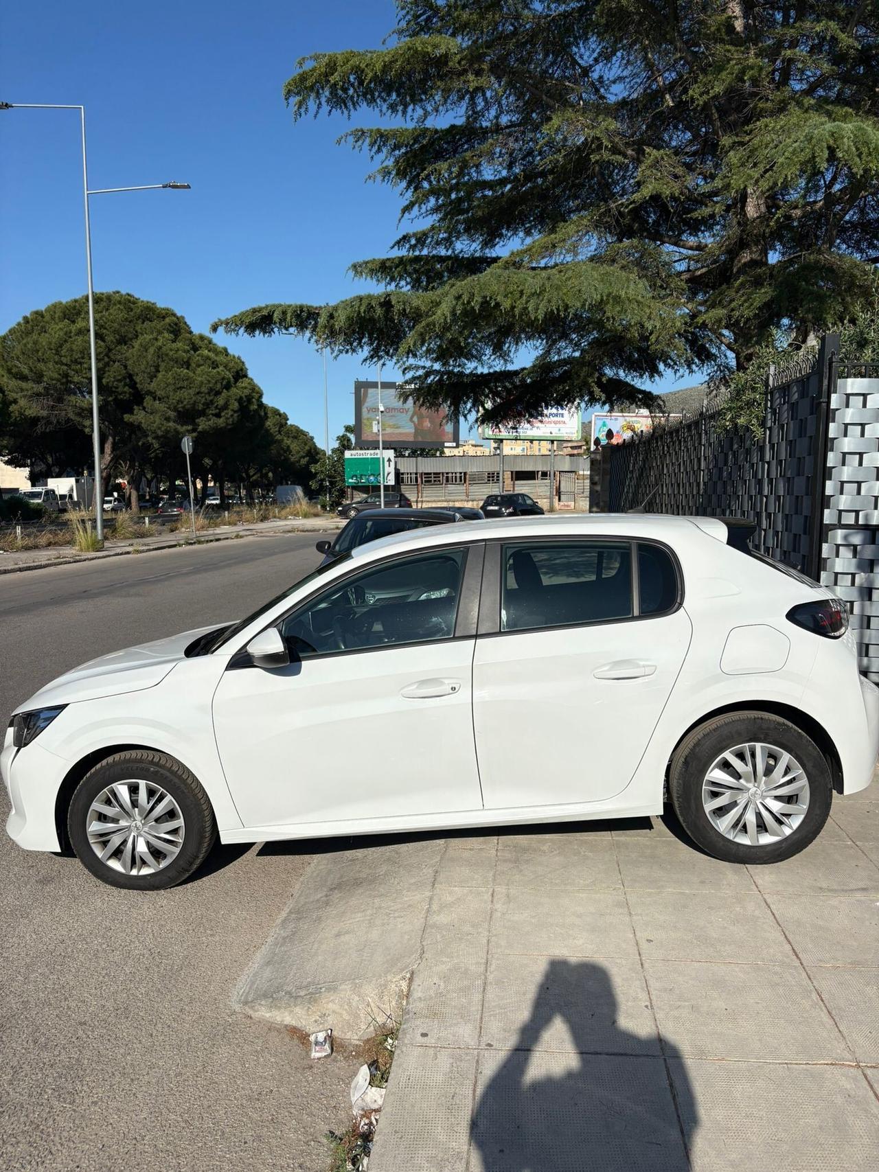 Peugeot 208 1.5 hdi