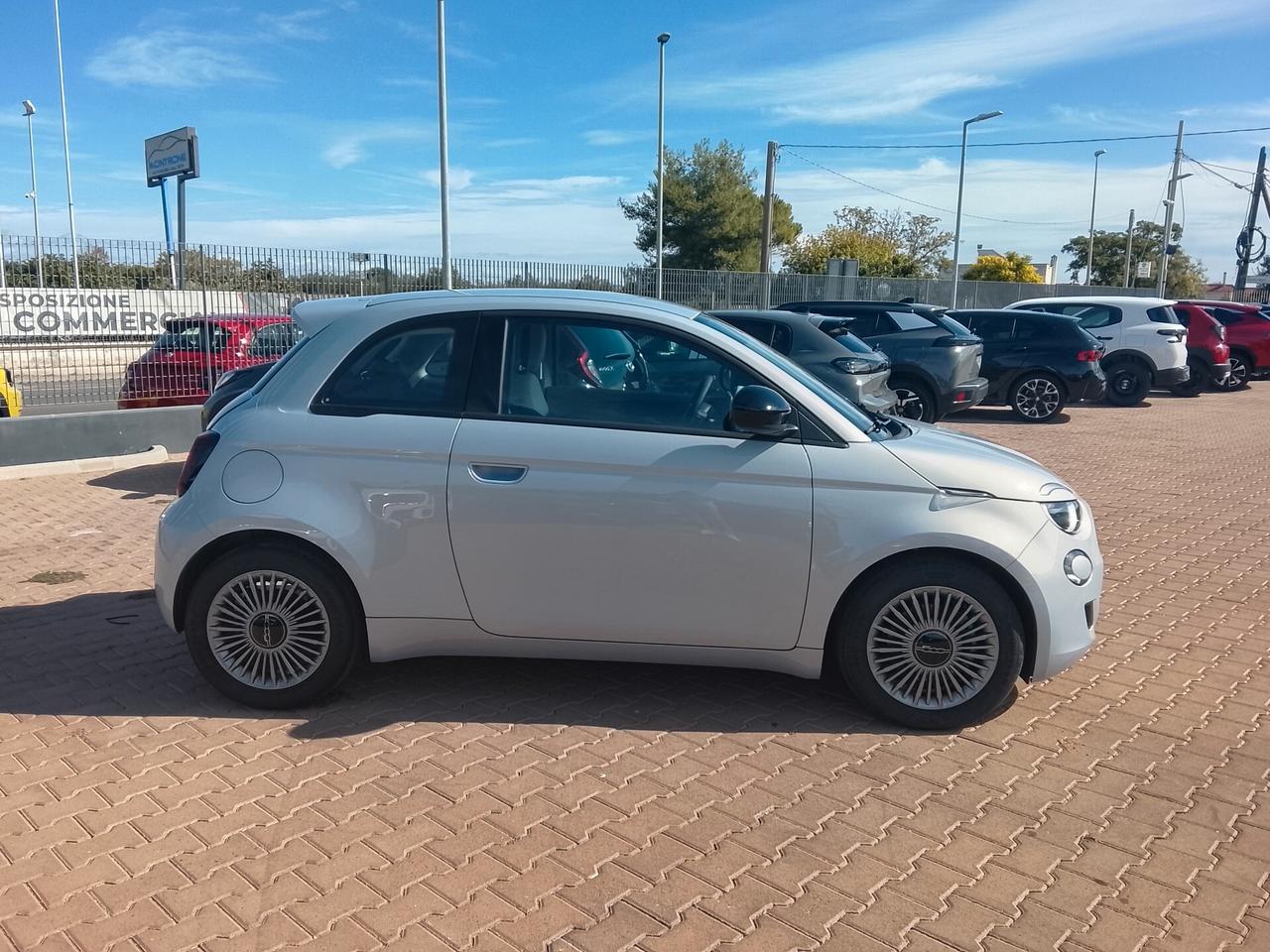 Fiat 500 Berlina Hybrid Icon PACK COMFORT