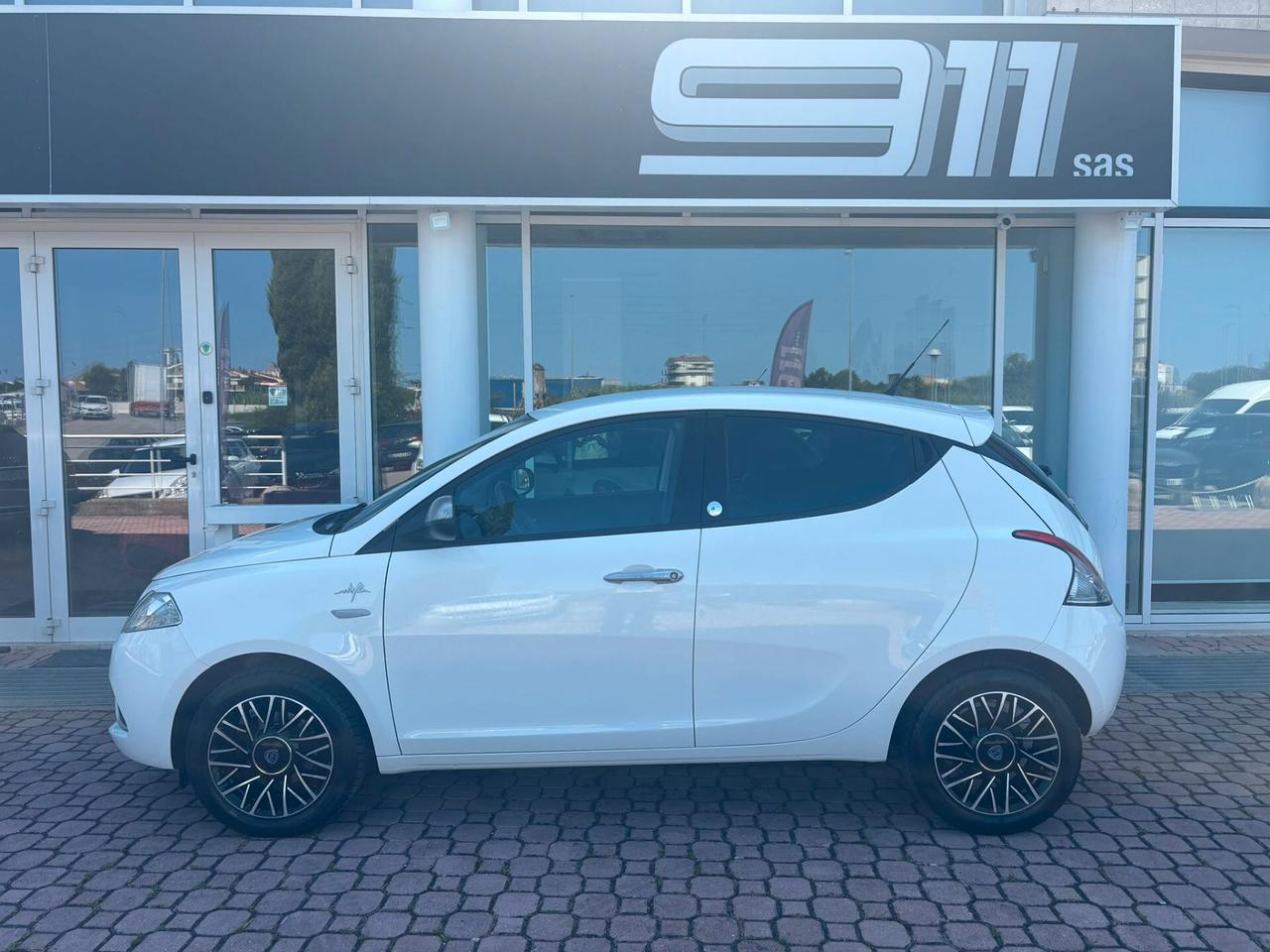 Lancia Ypsilon 1.2 69 CV 5 porte GPL Ecochic Mya