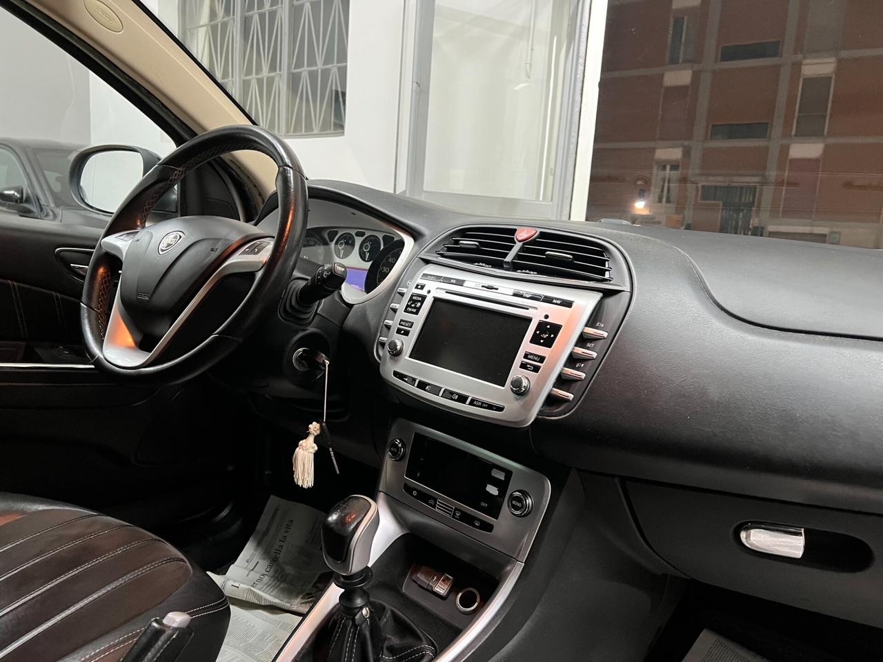 Lancia Delta 1.4 T-Jet 120 CV Platino Ecochic GPL