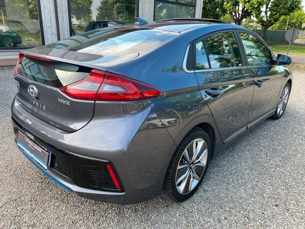 Hyundai Ioniq 1.6 Hybrid DCT Style