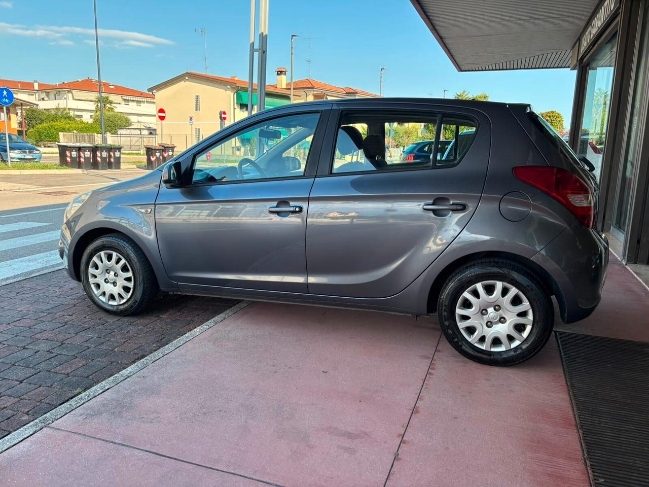 Hyundai i20 1.2 5porte Benzina 57 kw/ 78 cv