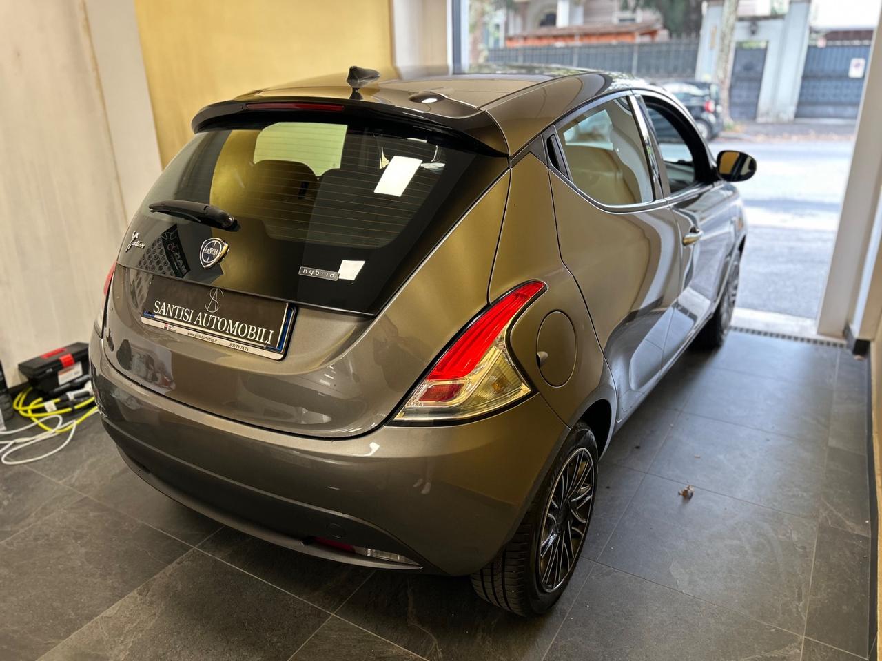 Lancia Ypsilon 1.0 FireFly Hybrid Silver Plus s&s *** 35.000KM * ESENZIONE BOLLO 2027 ***