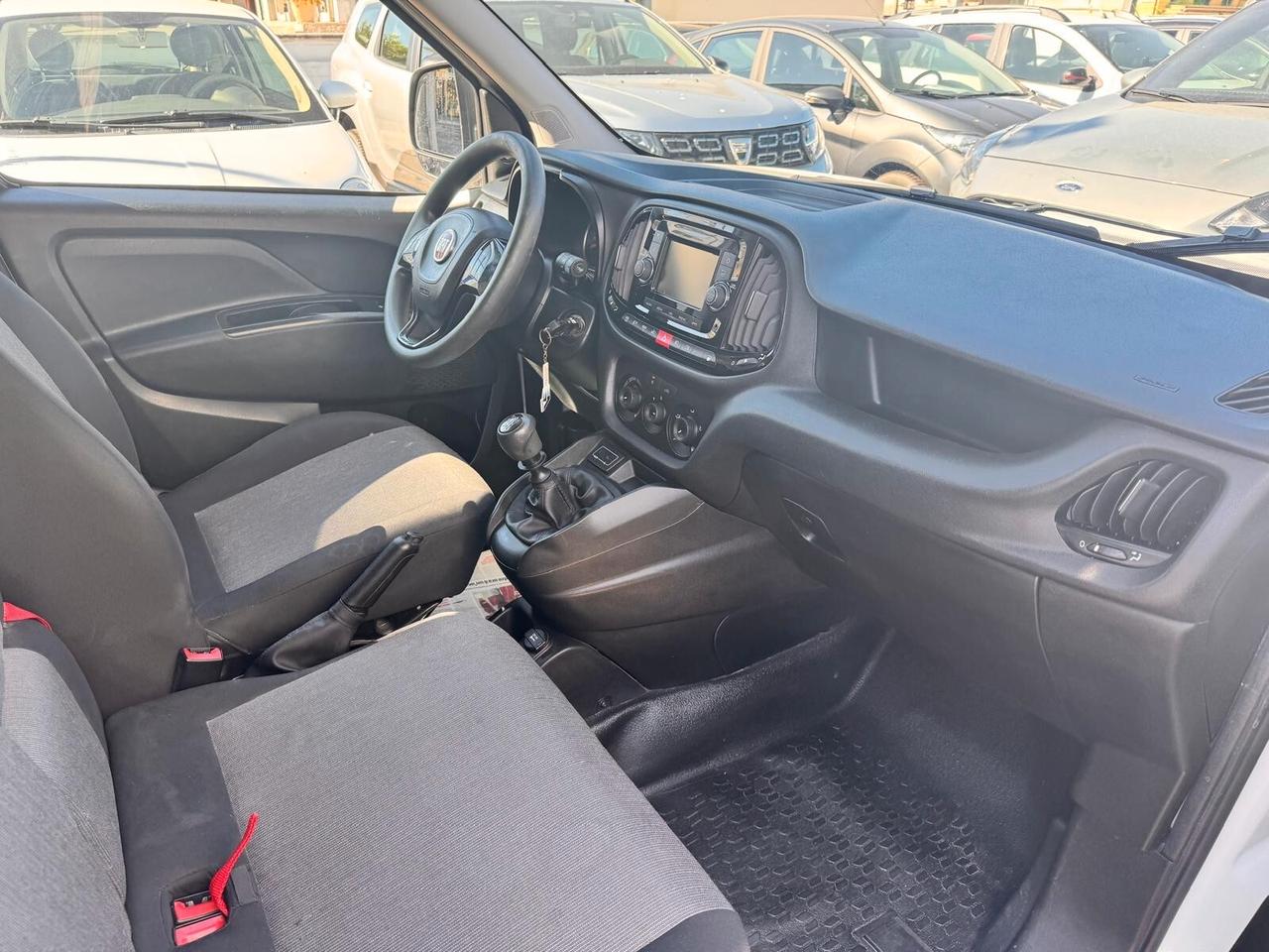 FIAT DOBLO’ CARGO 1,4 NATURAL POWER 120 CV SX 3 POSTI