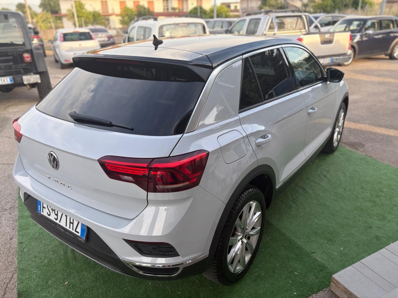 Volkswagen T-Roc 1.6 110CV GARANZIA PERFETTA