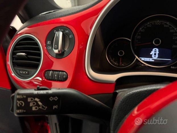 VOLKSWAGEN Maggiolino Cabrio 1.4 TSI Sport BlueM