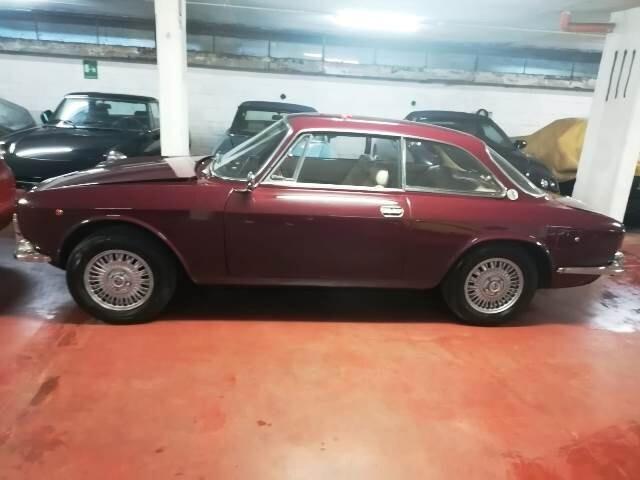 Alfa Romeo GT 2000 VELOCE