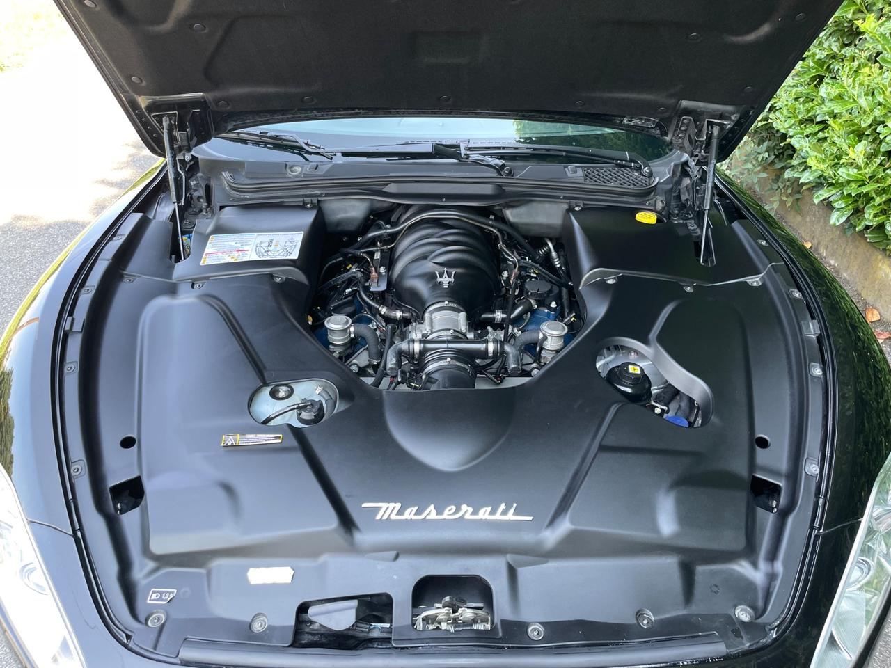 Maserati GranTurismo 4.2 V8 *SOLO 124000 KM*