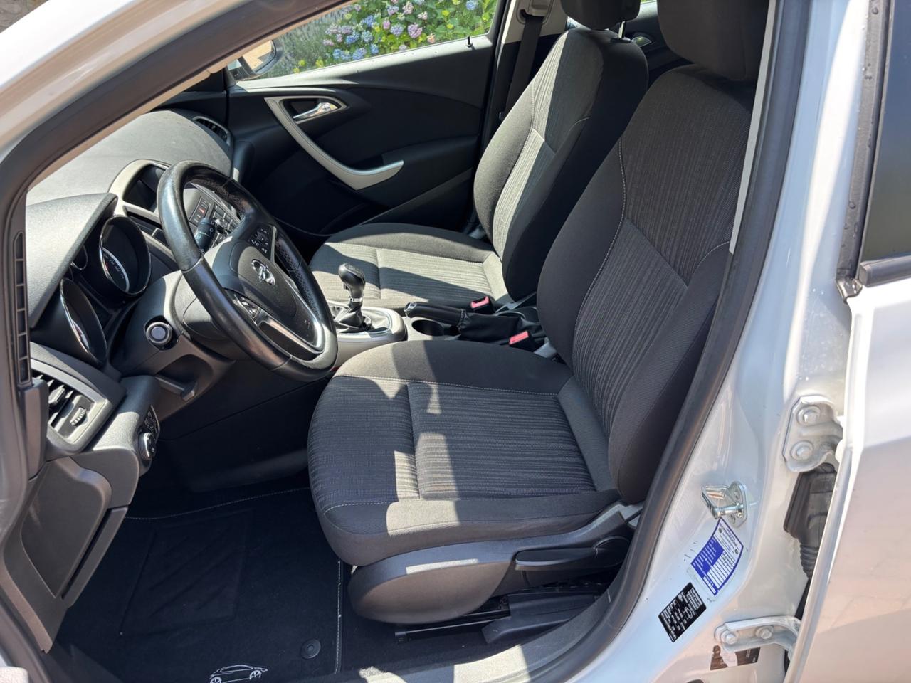 Opel Astra 1.4 Turbo 140CV 5 porte Cosmo
