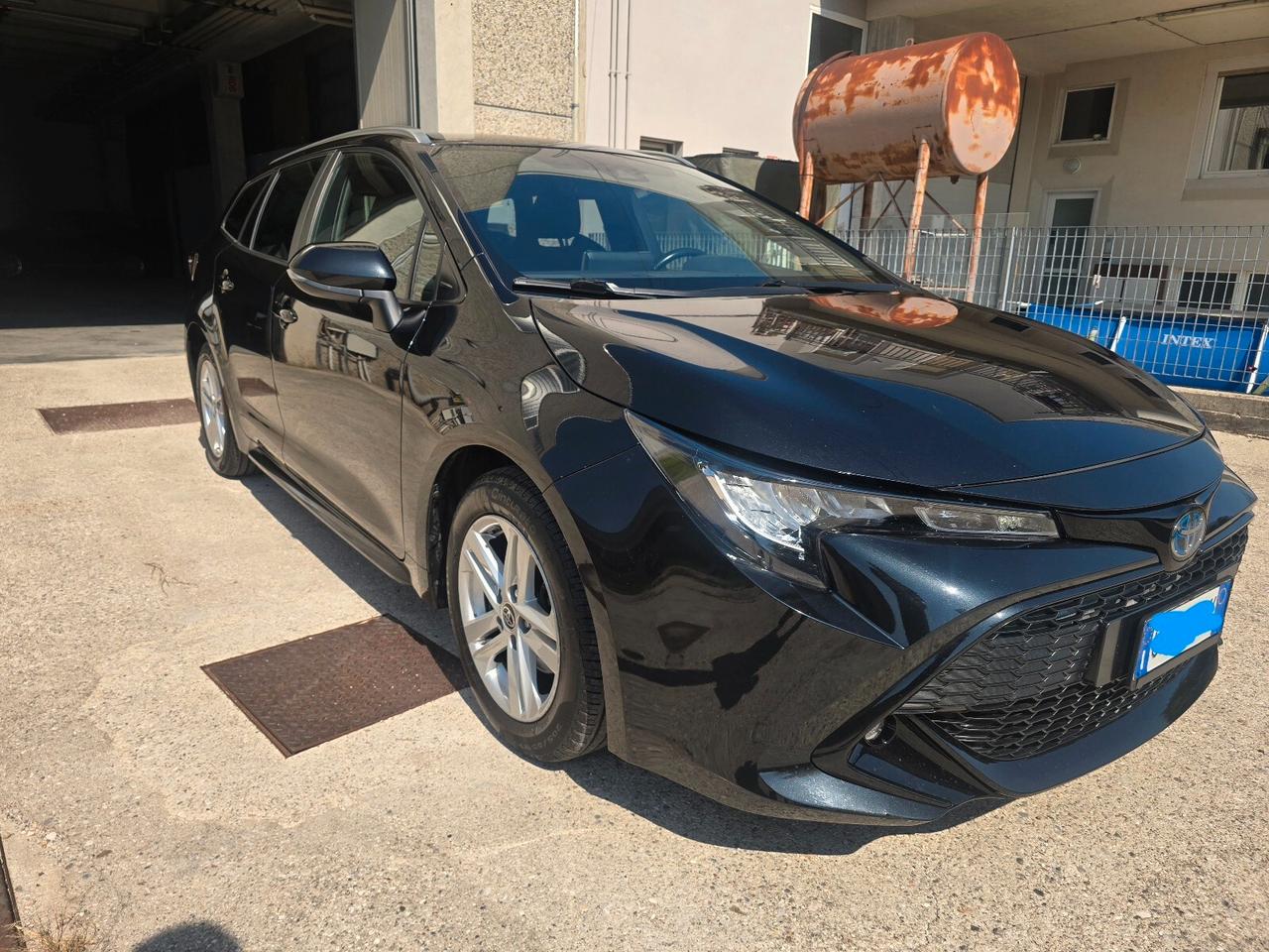 Toyota Corolla Touring Sports 1.8 Hybrid Business