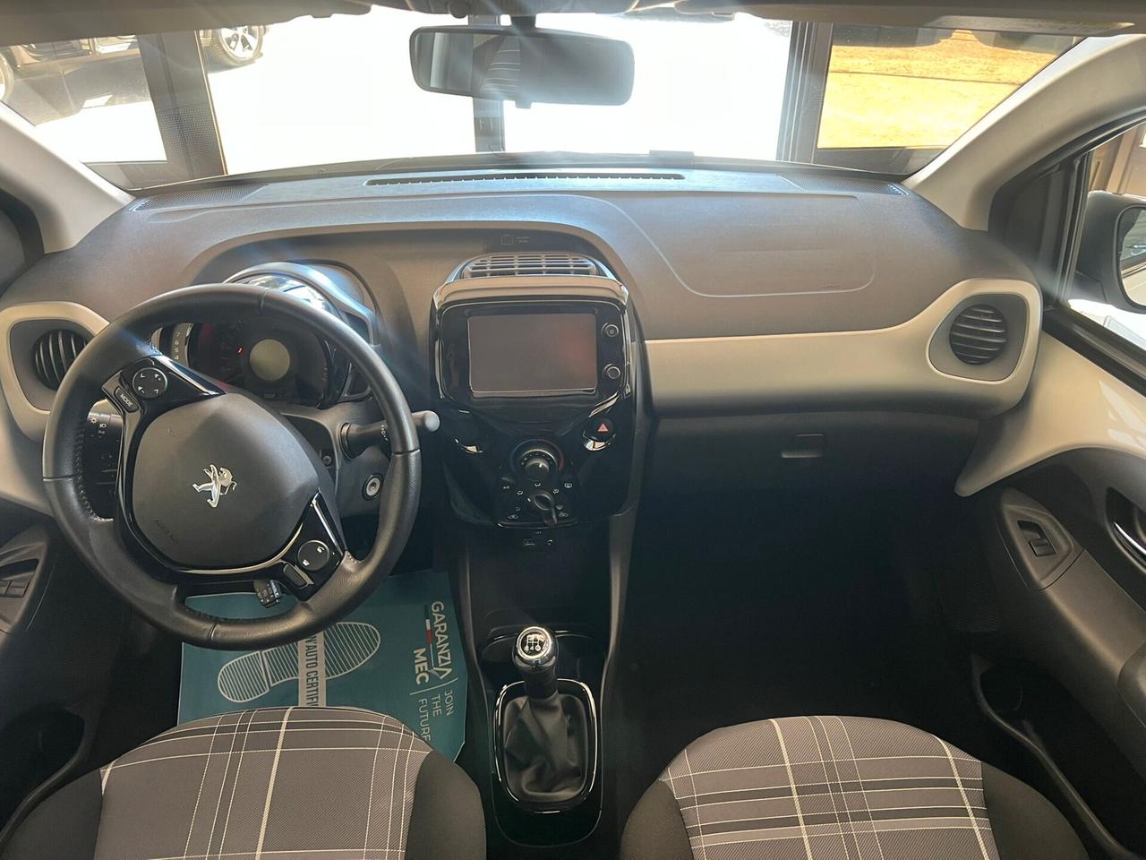 Peugeot 108 VTi 68 3 porte Allure