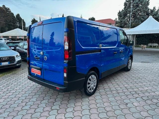 Nissan NV300 2.0DCi 120CV 80.000 Km - 2022