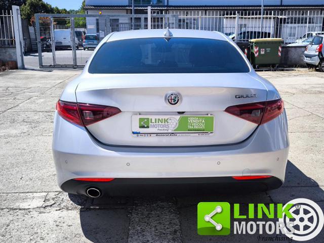 ALFA ROMEO Giulia 2.2 Turbodiesel 160 CV AT8 Sprint