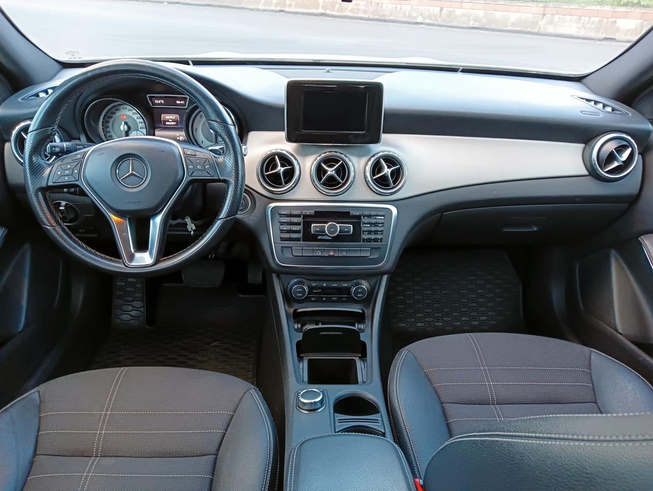 Mercedes-benz GLA 220 d LEGGERE DESCRIZIONE