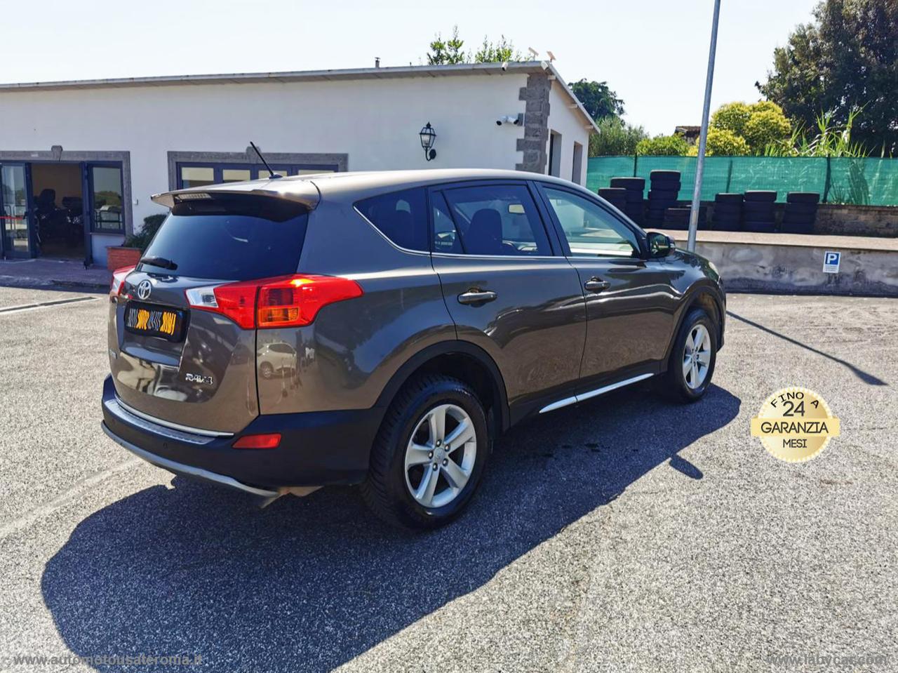 TOYOTA RAV4 2.0 D-4D 2WD STYLE OFFERTA PROMO WEB