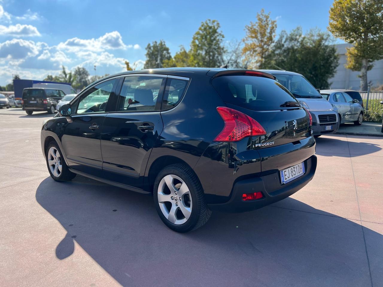 Peugeot 3008 1.6 e-HDi 112CV cambio robotizzato S.&S. Business