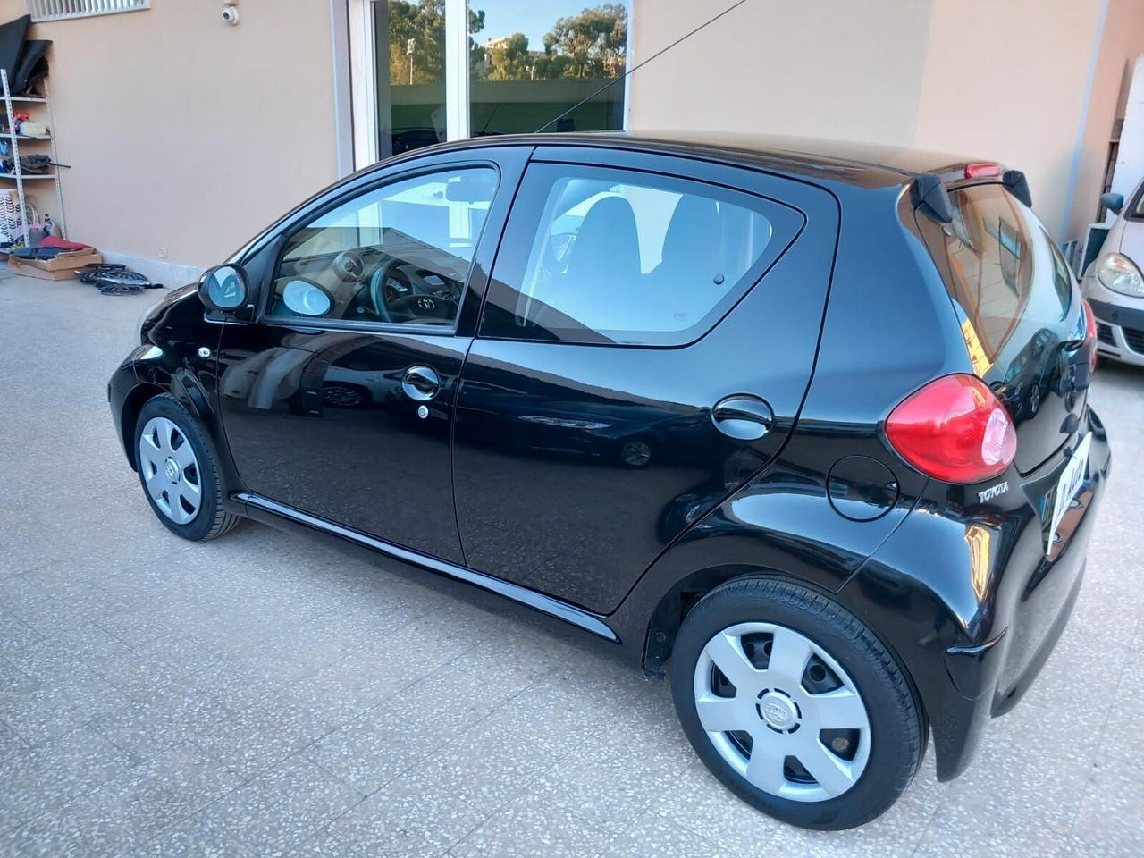 Toyota Aygo 1.0 Benzina 5 porte 2007