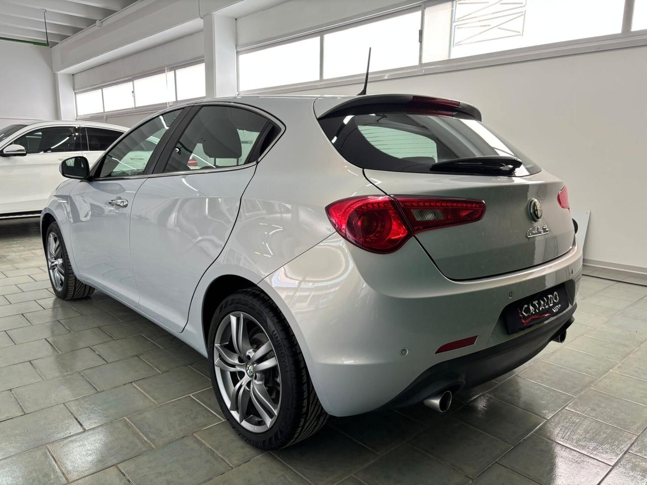 Alfa Romeo Giulietta 2.0 JTDm-2 150 CV Distinctive