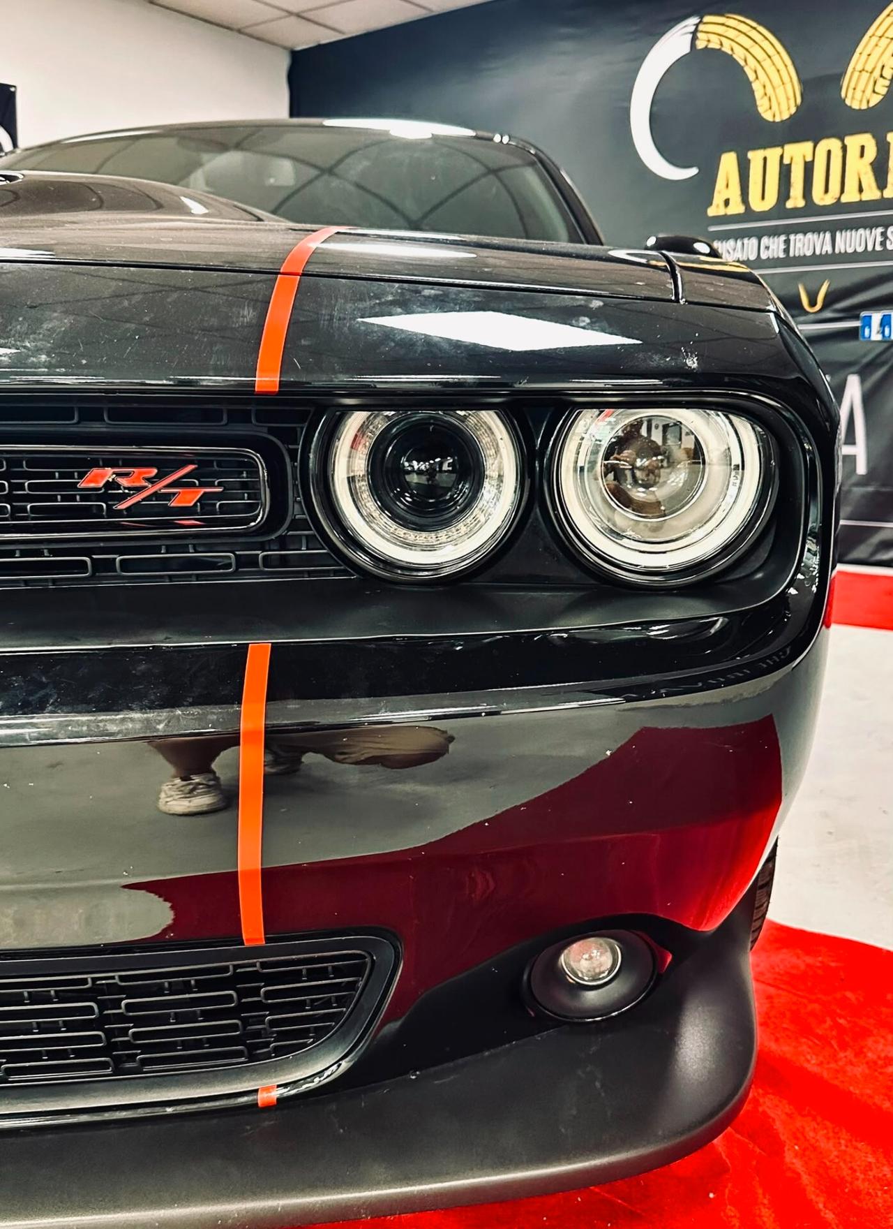 Dodge Challenger r/t