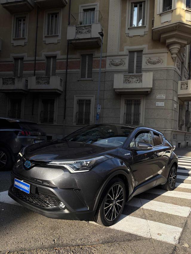 TOYOTA C-HR 1.8 Hybrid E-CVT Lounge