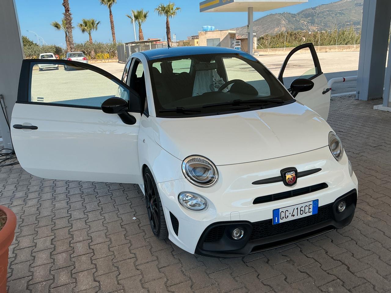 Abarth 595 1.4 Turbo T-Jet 180 CV Esseesse