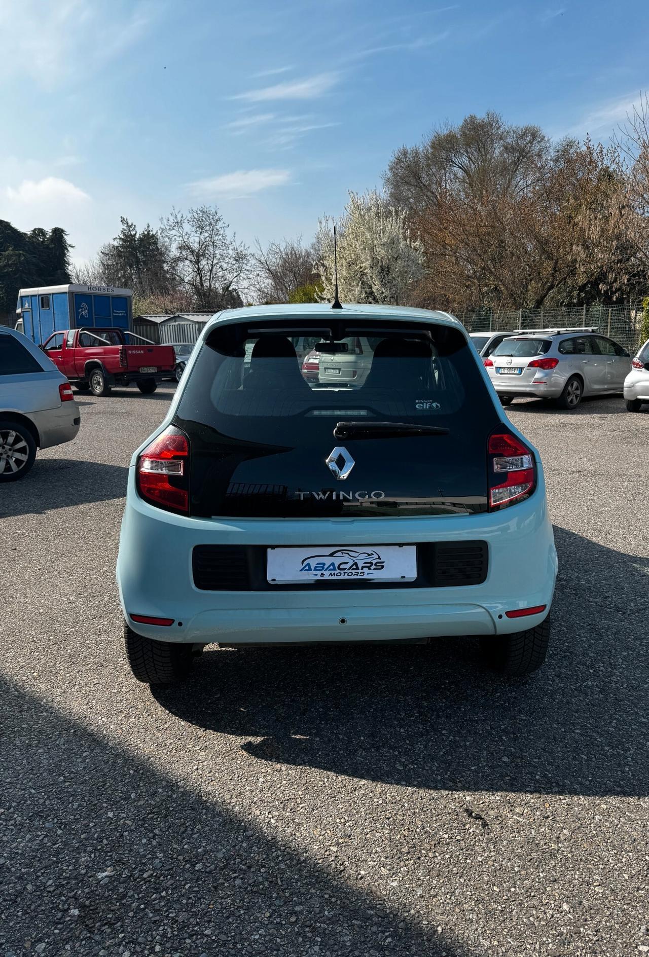 Renault Twingo 1.0 52kW Benz 5p *59.000 km*